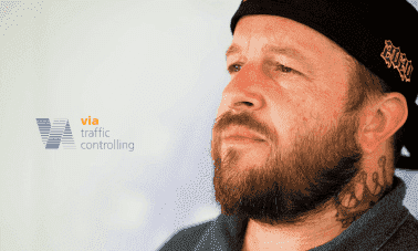 Feedback über den 3D-Fließbanddrucker, der bei der via traffic controlling GmbH im Zuge einer Produkt- und Kostenoptimierung zum Einsatz kam